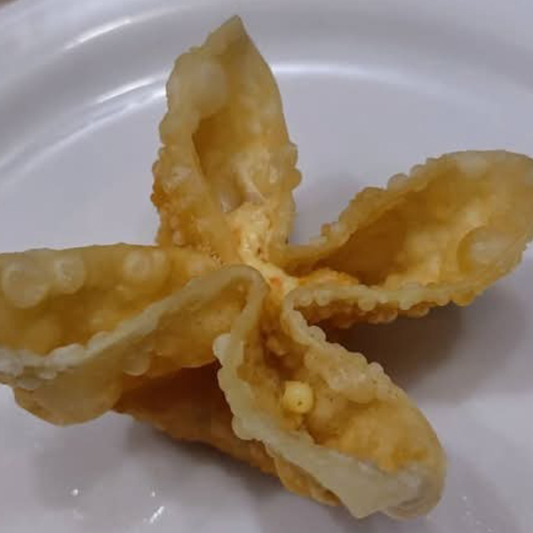 12. Deep-Fried Cheese Wonton 炸芝士馄饨