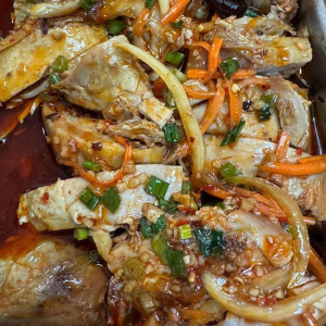 Tasty Chicken with House Chili and Pepper Oil