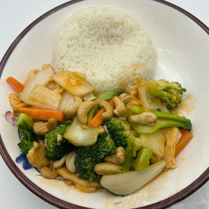 Sliced Kung Pao Chicken with Rice 