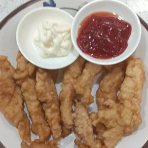 Fried Chicken Strips (8 pcs)