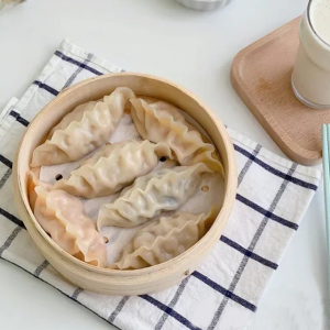 Steamed Chives & Chicken Dumplings
