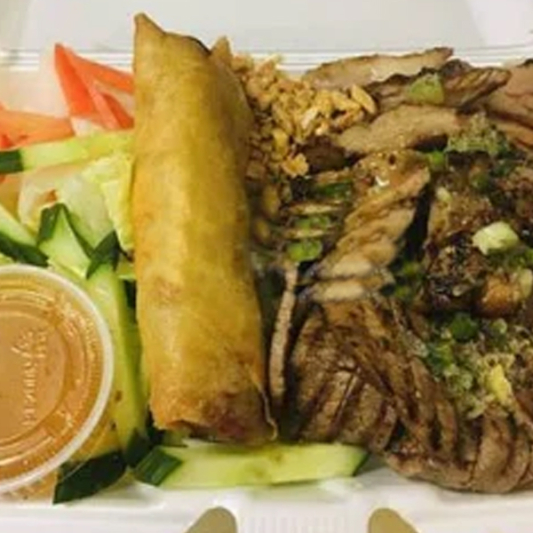 Imperial Roll, Chicken, Beef and Shrimps on Vermicelli & Salad