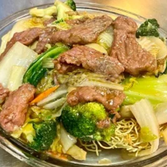 Stir-Fried Noodles with Meat and Vegetables