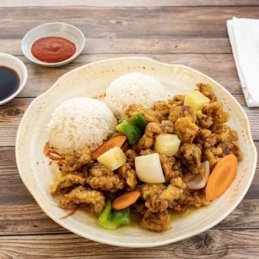 Orange Chicken & Yakisoba (B)