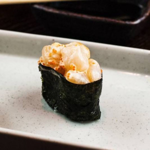 Chopped Scallop Sushi (2 pcs)