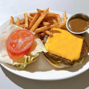 17. Cheeseburger