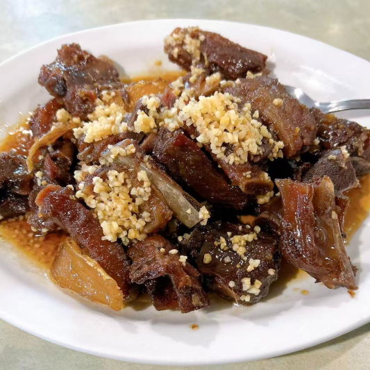 32. Honey Garlic Spare Ribs
