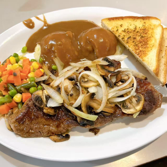 37. New York Steak with Mushrooms & Onion