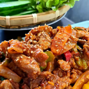 Spicy Pork & Bulgogi Combo 제육볶음 & 불고기 콤보