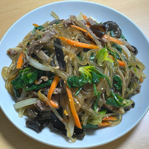 Bulgogi Japchae 불고기 잡채