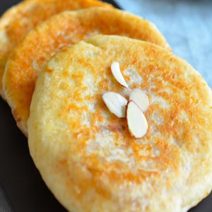 Hotteok (2 pcs) 꿀 호떡 2개