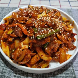 Kimchi Pork Belly Bowl 김치 삼겹살 덮밥