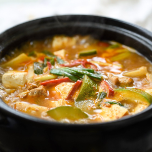 Soy Bean Paste Stew (Doenjang-Jjigae) 된장찌개 
