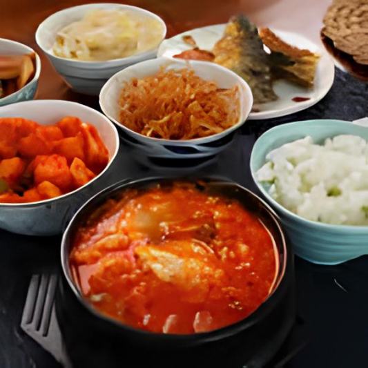 Spicy Pork Soft Tofu Stew 돼지고기 순두부