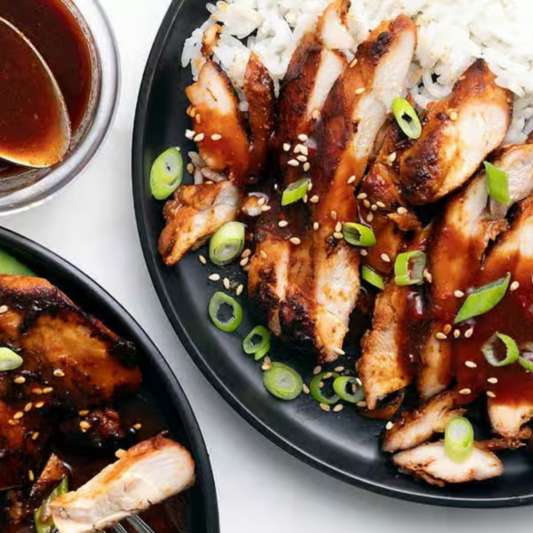 Grilled Spicy Chicken Bowl 매운 그릴 치킨 덮밥