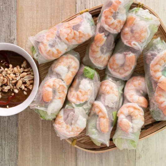3A. Beef & Shrimp Salad Rolls (4 pcs)