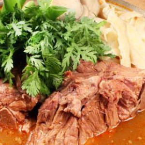 Spicy Pork Backbone Hot Pot