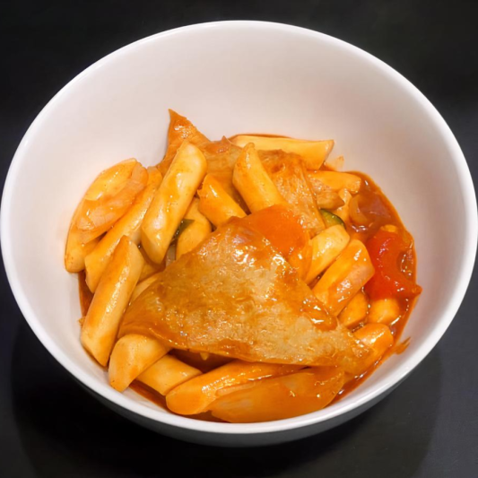 Spicy Rice Cake / 辣年糕 떡볶이