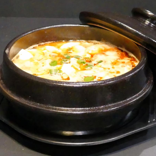 Soft Tofu Stew / 純豆腐鍋 순두부