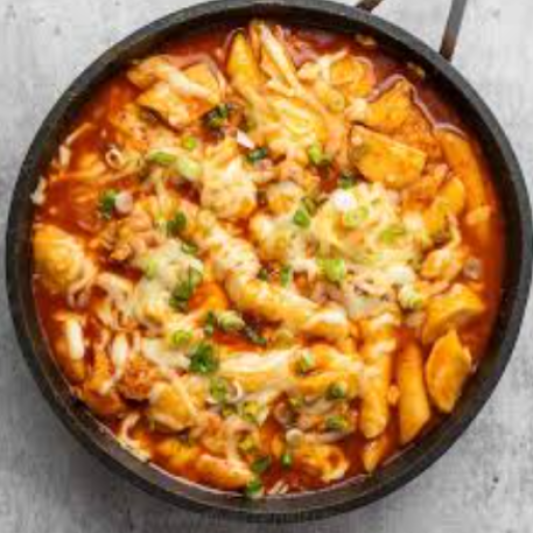 Spicy Rice Cake (with Instant Ramen)