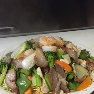 Cantonese Chow Mein