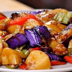 S25. Saut&eacute;ed Potato, Green Pepper & Eggplant 東北地三鮮