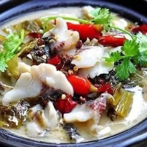 S2. Pickled Cabbage Crispy Fish Chips 酸菜脆脆鯇魚片