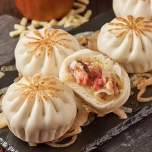 S37. Pan-Fried Steam Stuffed Buns 包你满意生煎包