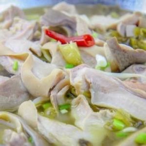 S9. White Pepper Pork Stomach Soup 胡椒酸菜猪肚汤