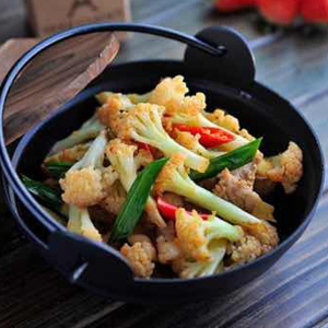 Cauliflower Served in Hot Casserole 干锅花菜