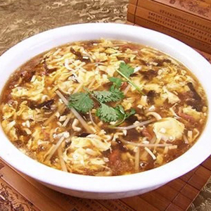 Hot & Sour Soup 酸辣汤