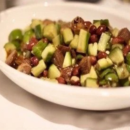 Cucumber, Sliced Beef Shank & Peanuts with Soy Sauce 疑难杂症