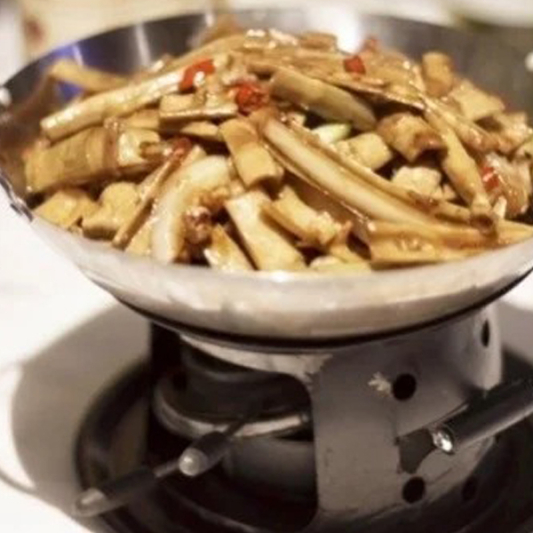 Bamboo Shoot with Sliced Pork Served in Hot Casserole 干锅雷笋