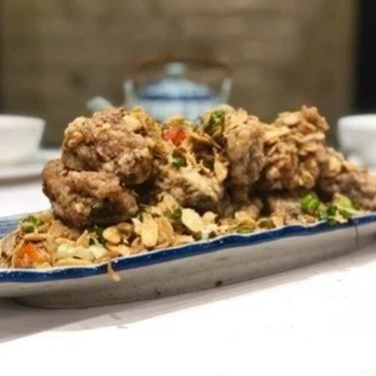 Fried Spareribs with Garlic 蒜香排骨
