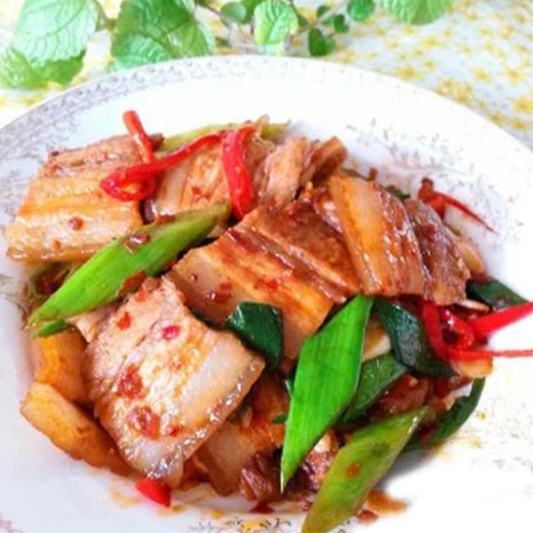 Fried Pork with Szechuan-Style Sauce 川味回锅肉