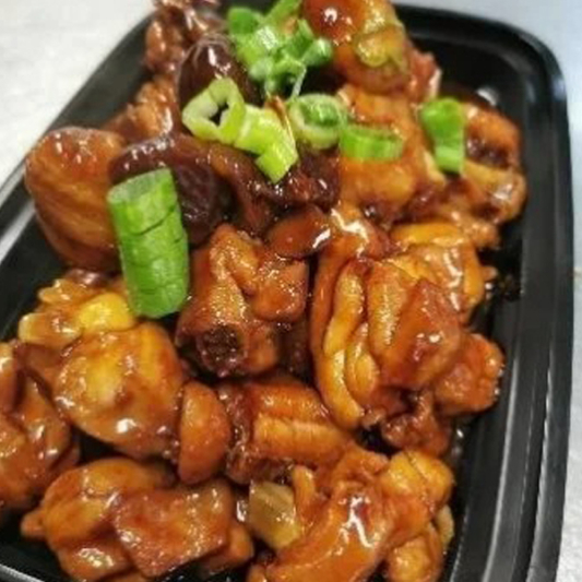 Braised Chicken & Chestnuts with Brown Sauce (with Bones) 板栗焖鸡