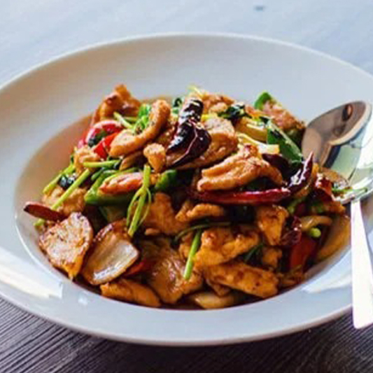 Stir-Fried Chicken with Hot Green Pepper (No Bones) 小炒鸡片