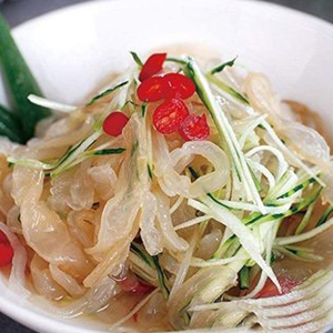 Sliced Cucumber with Jellyfish