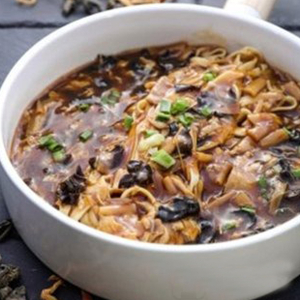 Beijing Style Noodles with Thick Sauce