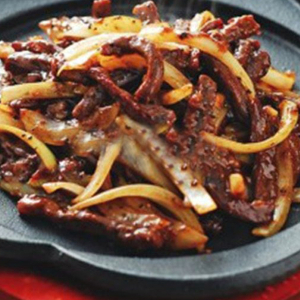 Tomato Sauce with Beef