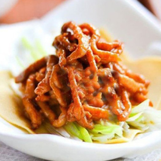 Beijing Style Sauce with Shredded Pork