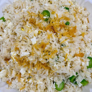135. Egg White Fried Rice with Fresh & Dried Scallops 瑤柱蛋白炒飯