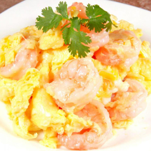 070. Shrimp with Scrambled Egg 滑蛋蝦仁