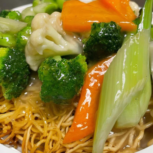 125. Assorted Vegetable Chow Mein 雜菜炒麵