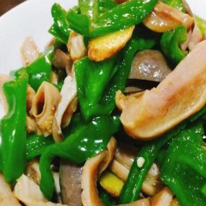 028. Stir-Fried Pork Belly with Green Chili Pepper 尖椒炒豬肚
