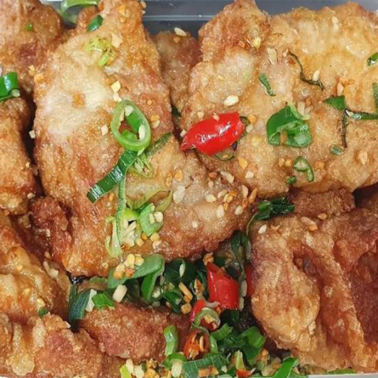 018. Deep-Fried Pork Chops with Pepper & Salt 椒鹽肉排