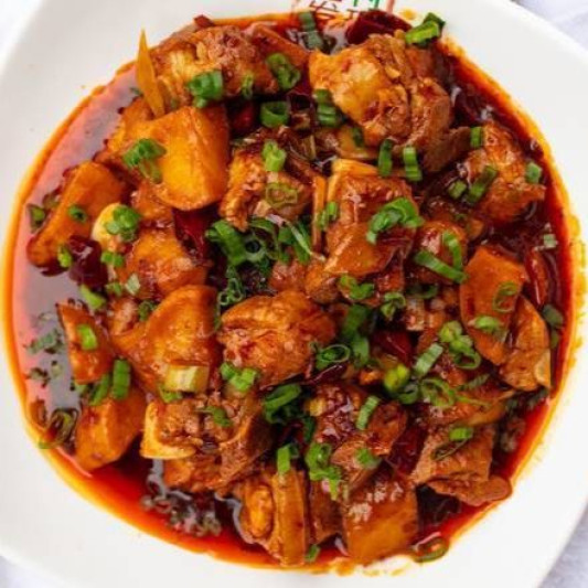 Stewed Pork Ribs with Potato 土豆焖排骨