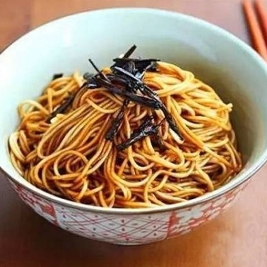 Shanghai-Style Dry Noodles with Shallot Oil