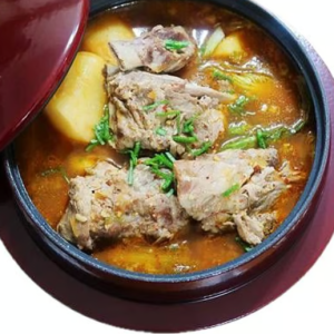 Pork Back-Bone Stew / 감자탕 / 韩式猪骨汤