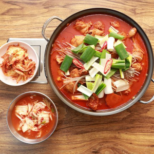 Spicy Chicken Soup / 닭도리탕 / 韩式辣鸡汤